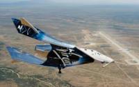维珍银河的SpaceShipTwo在新墨西哥上空试飞