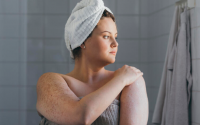 如果你有干性皮肤Derms恳求你对你的淋浴程序进行这些调整