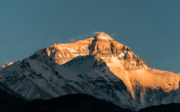 救援成本太高，尼泊尔扩大徒步禁令，禁止独自攀登珠峰